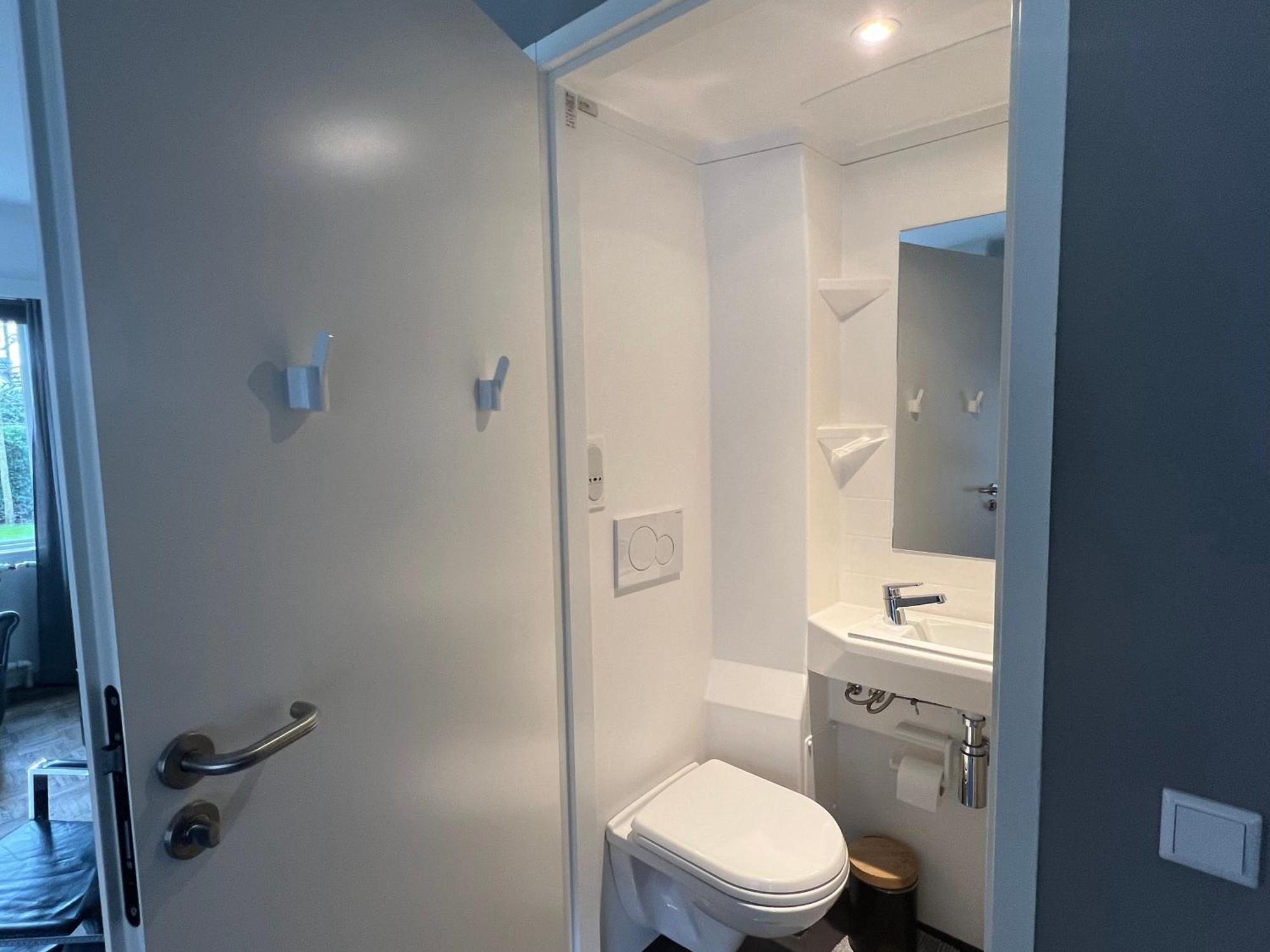 Hush Bed & Breakfast Helmond Bagian luar foto